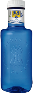 Pack de 20 botellas de Agua Solán de Cabras de 50cl en formato PET para distribución en Clubes Sociales de Cannabis y tiendas especializadas.