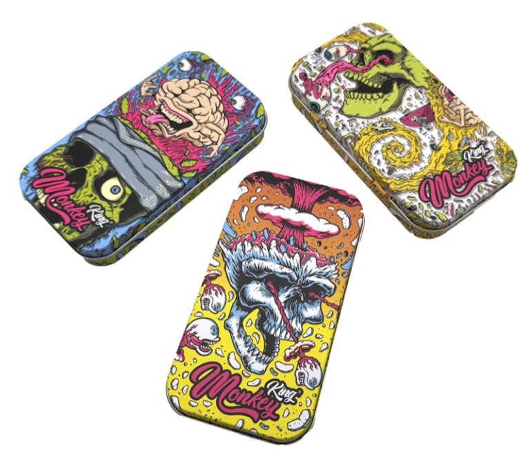 Display de 18 cajas metálicas de bolsillo Monkey King Monkey Tin Box Skull con diseño Skull (vista 2)