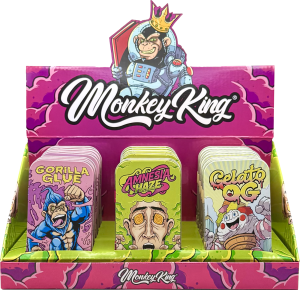 Display de 18 cajas metálicas de bolsillo Monkey King Tin Box Genetics para Clubes Sociales de Cannabis
