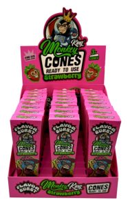 Display de 24 estuches de Monkey King Cones Flavor Burst King Size fresa, 3 conos por estuche