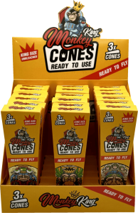 Display de 18 estuches de conos Monkey King Monkey Cones Unbleached King Size, 3 conos por estuche